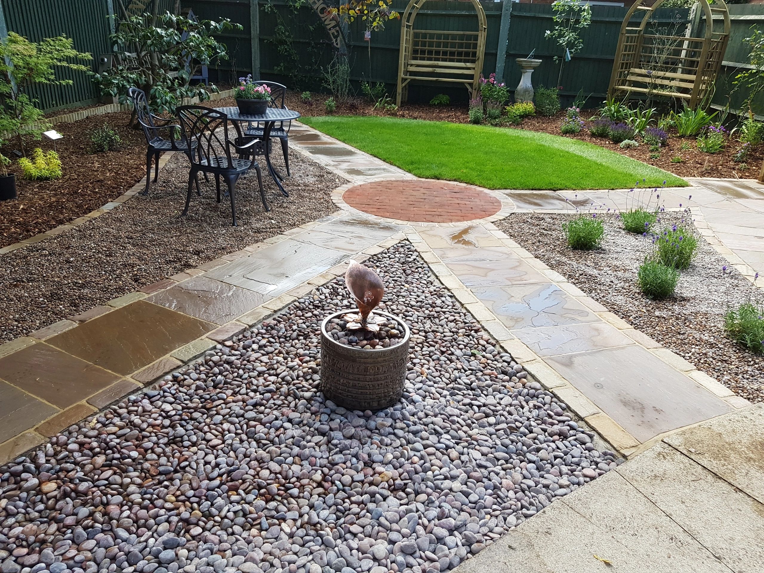 BDR Bespoke Gardens & Offices Ltd project